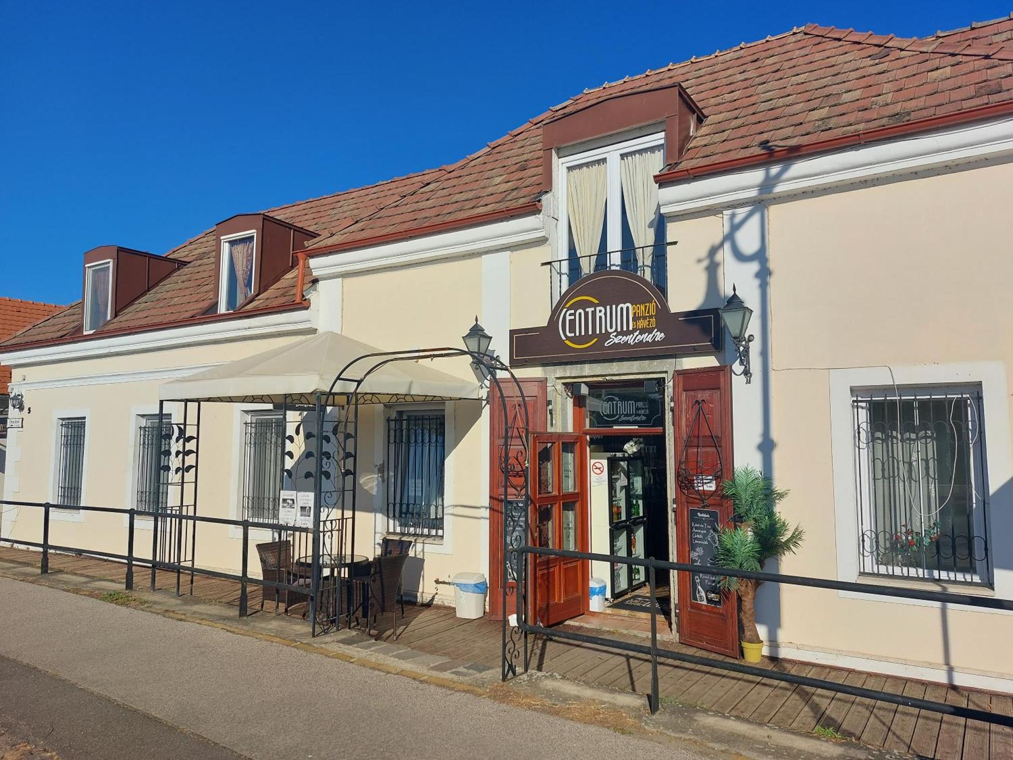 Centrum Panzio Szentendre Luaran gambar