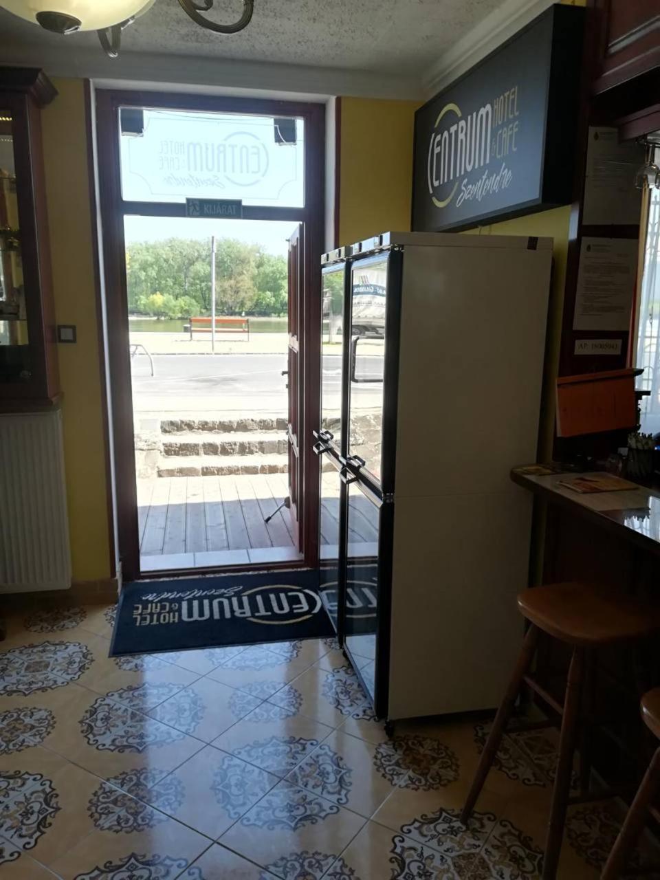 Centrum Panzio Szentendre Luaran gambar